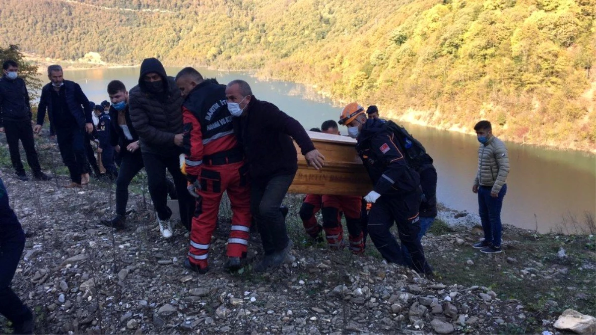 Baraja uçan otomobildeki 3 kişinin cansız bedenine ulaşıldı