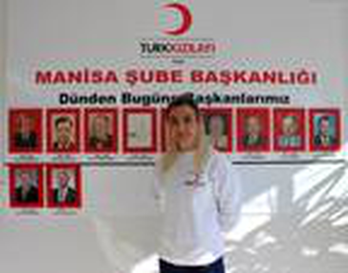 Enkaz altındaki Buse ile telefonla konuşan Kızılay görevlisi, o anları anlattı