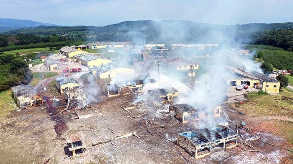 Sakarya\'daki havai fişek fabrikasındaki patlamanın yeni görüntüleri ortaya çıktı