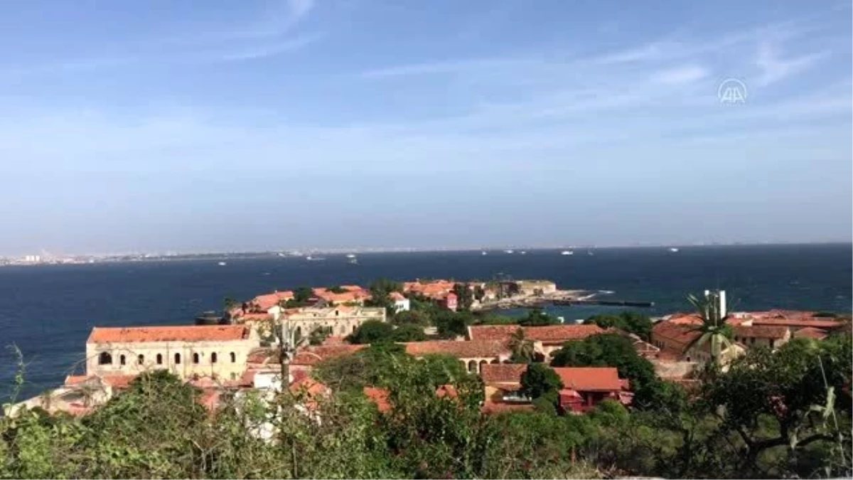 UNESCO korumasındaki Goree Adası\'nın tek camisi Türkiye\'den yardım bekliyor - DAKAR