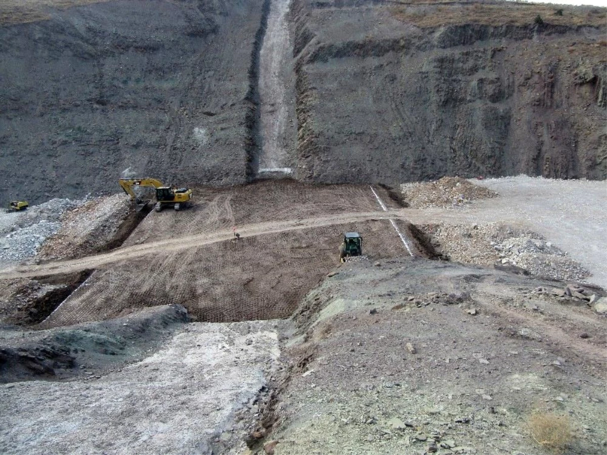 Ulaş Karaşar Gülbahçe Barajı\'nda çalışmalar sürüyor