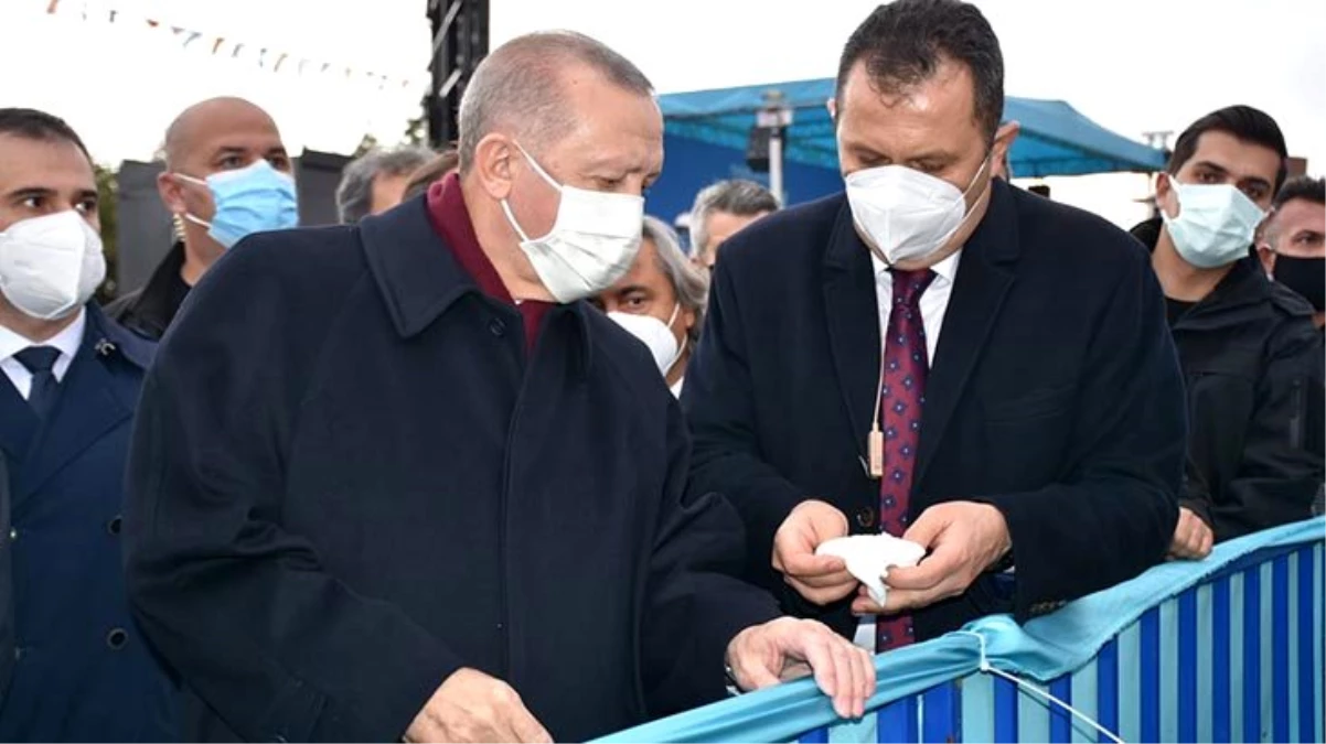 Çocukluk arkadaşı, Cumhurbaşkanı Erdoğan\'a saat hediye etti