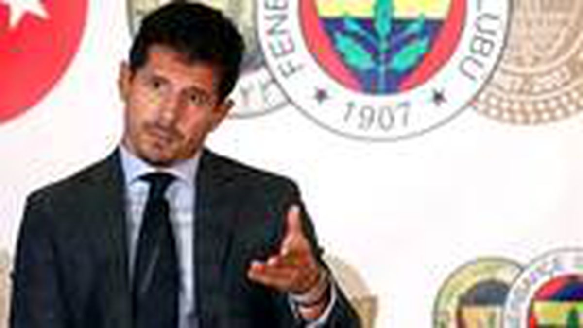 Fenerbahçe'de Emre Belözoğlu 4 mevki için transfer çalışmalarına başladı