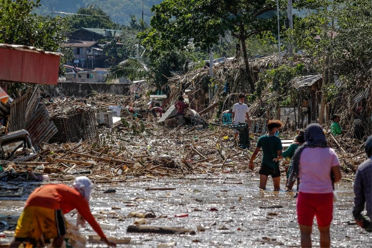 Filipinler\'i vuran Vamco Tayfunu\'nda ölü sayısı 42\'ye yükseldi