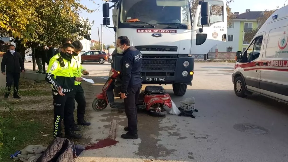 Son dakika haberi! Kamyonun altında kalan yaşlı adam ağır yaralandı...O anlar kamerada