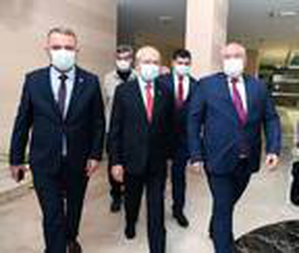 Kılıçdaroğlu, Başkan Böcek\'i hastanede ziyaret etti (3)