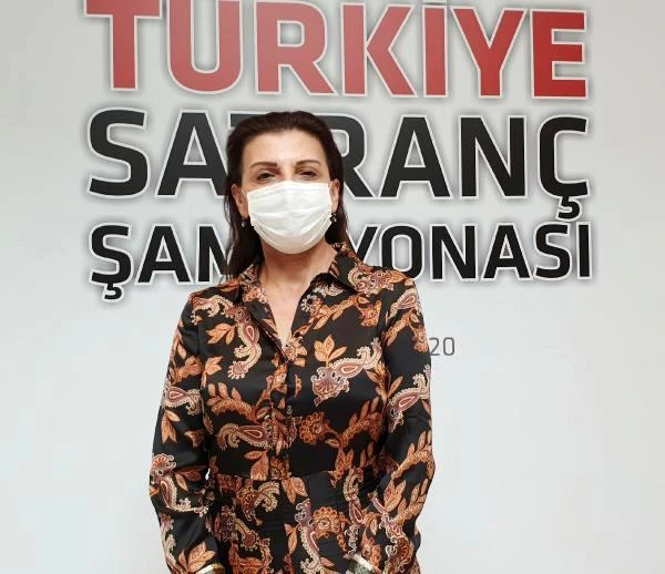 Son dakika haberi... Koronavirüs sürecinde ilk yüz yüze Türkiye Satranç Şampiyonası başladı