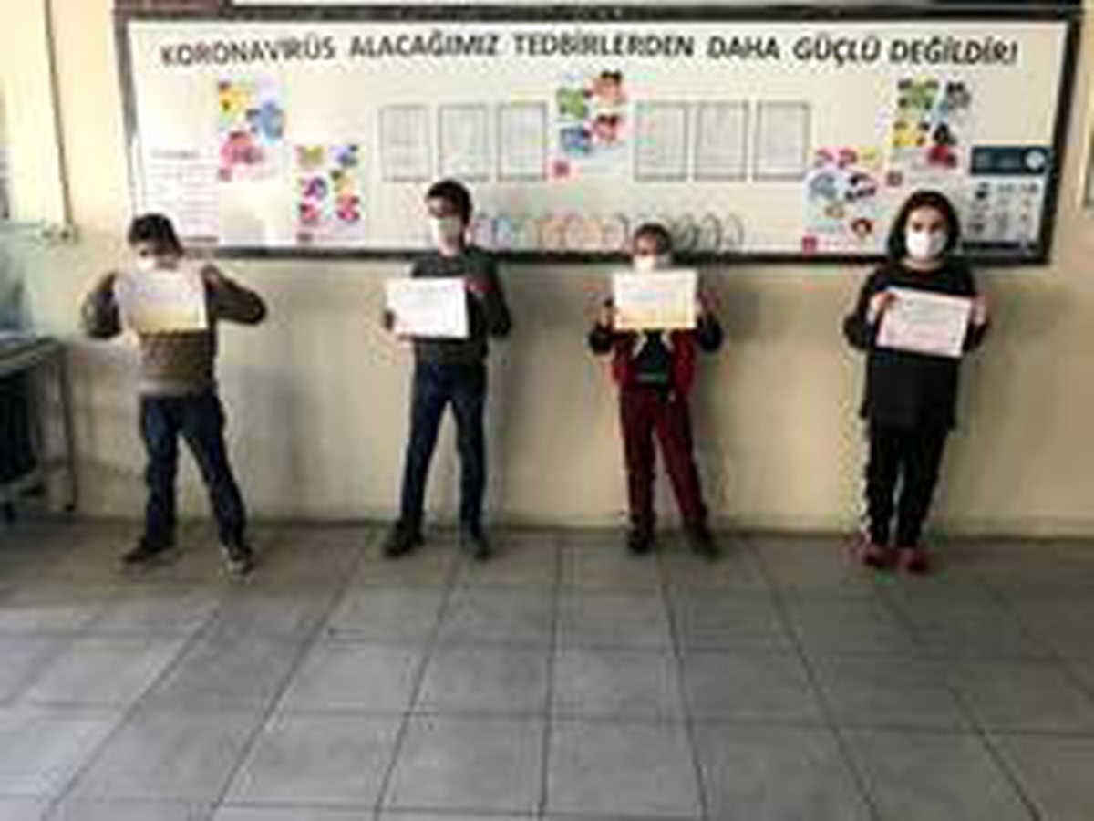 Öğrenciler korona virüse karşı gönüllü sağlık elçisi oluyor