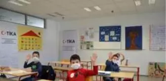 TİKA'dan Karadağ'da bilgisayarlı eğitime destek