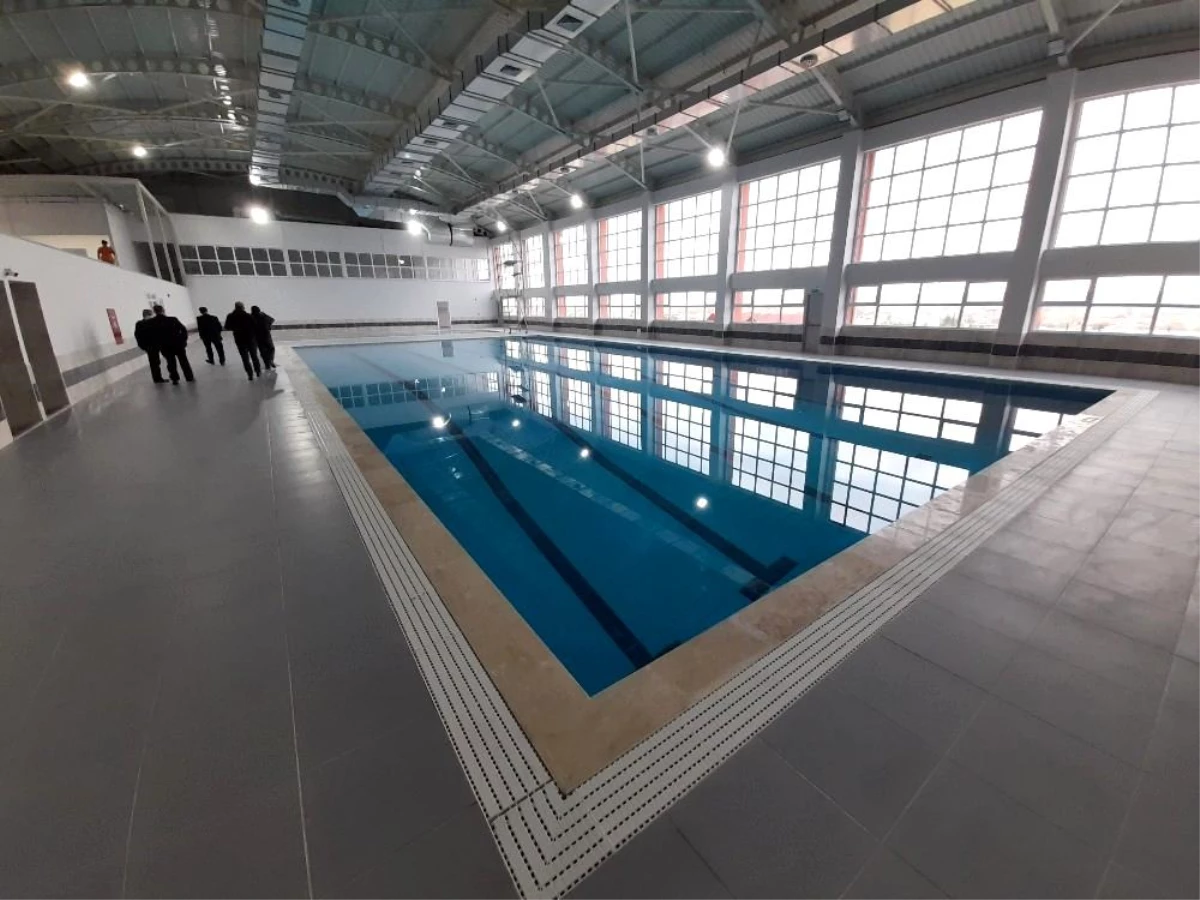 Uzunköprü\'de yarı olimpik kapalı yüzme havuzu açılıyor