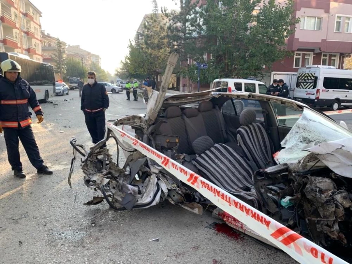 Başkent\'te otobüse çarpan araç sürücüsü ağır yaralandı
