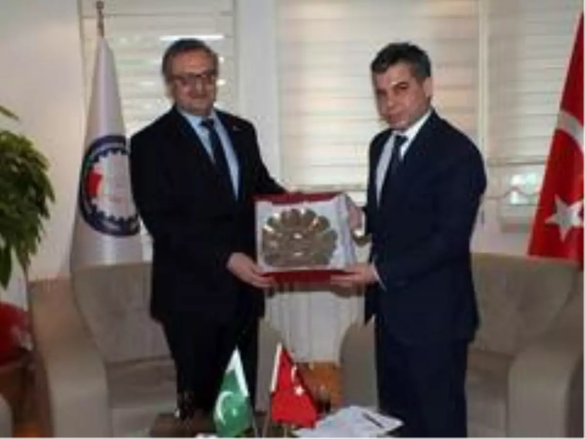 Pakistan ve Rusya büyükelçiliklerinden SANKON\'a ziyaret