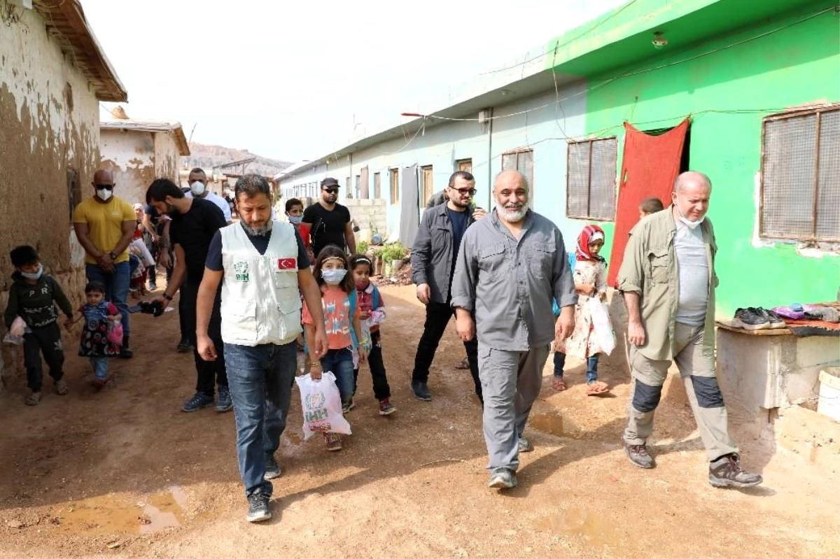 Suriye\'de inşa edilen briket evler havadan görüntülendiİHH Başkan Yıldırım: "Suriye\'de 10 binden fazla ev inşa ettik"