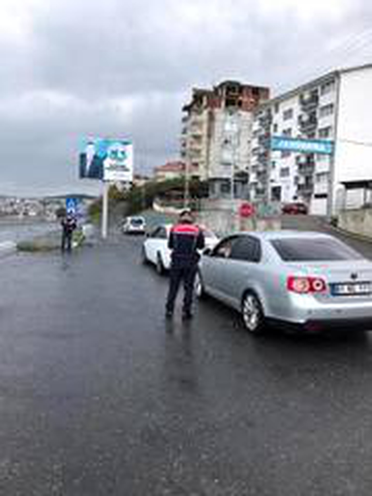 Karantinada olması gereken vatandaş jandarmanın huzur timlerine yakalandı