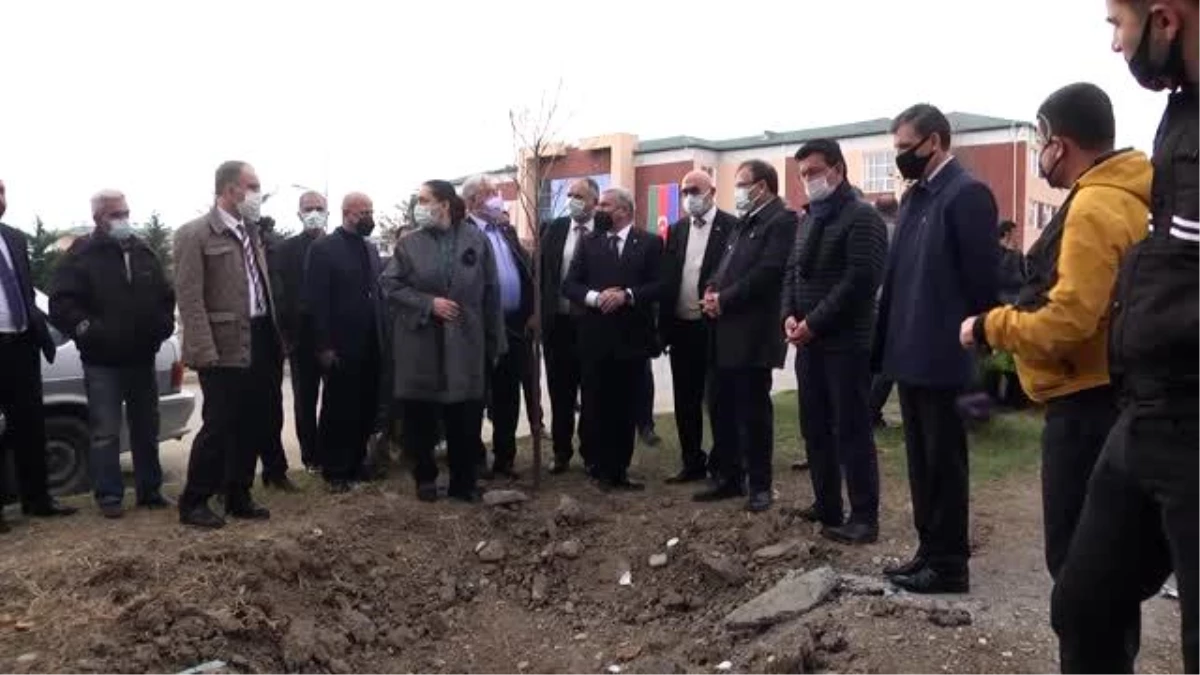 Son dakika haber! TBMM üyeleri Ermenistan\'ın saldırılarında sivillerin öldüğü Berde ve Terter\'i ziyaret etti