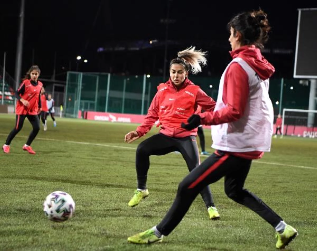 A Milli Kadın Futbol Takımı\'nda Sevgi Çınar üzüntüsü