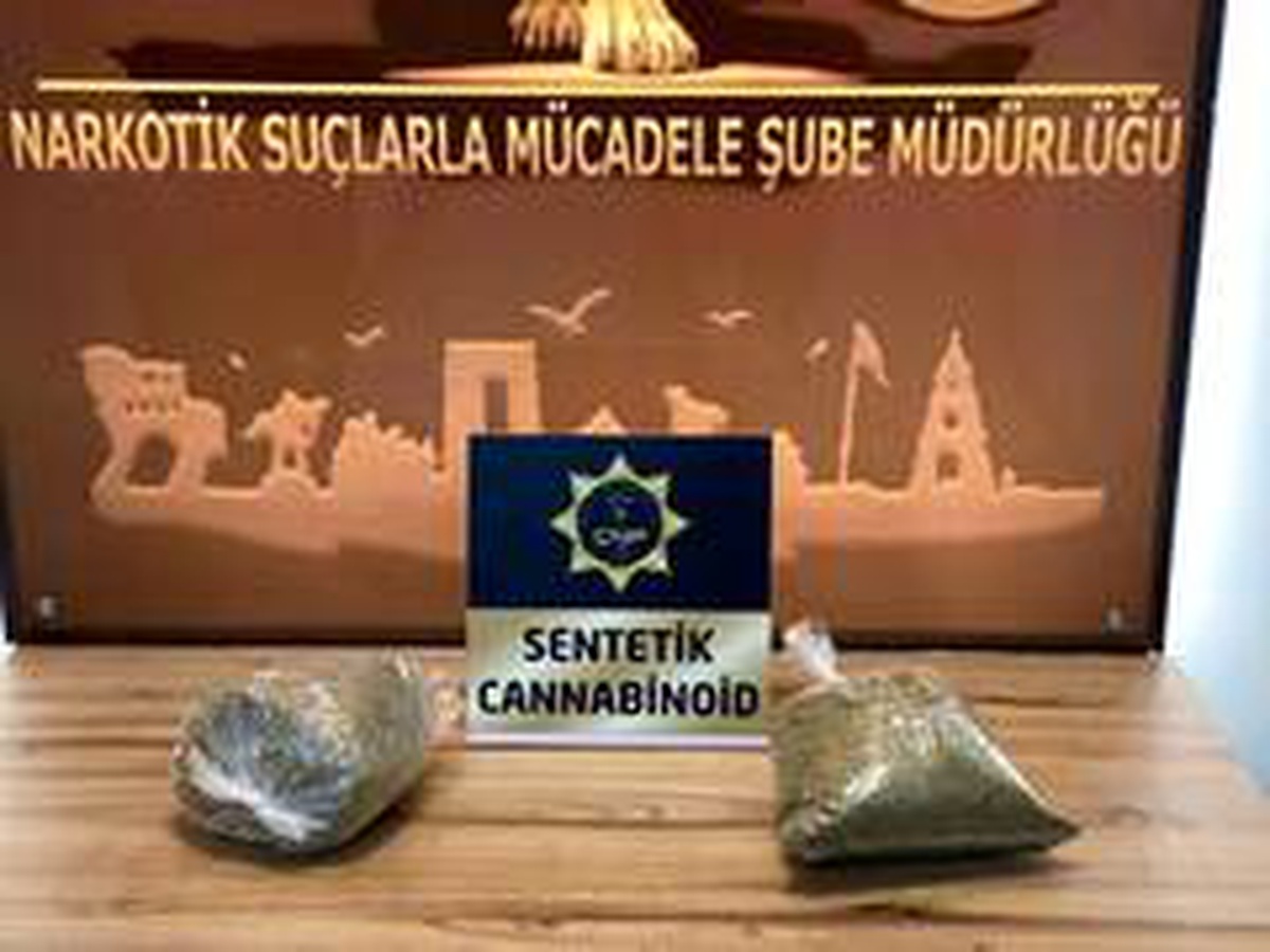 Son Dakika | Çanakkale\'de uyuşturucu operasyonu: 13 gözaltı, 1 tutuklama