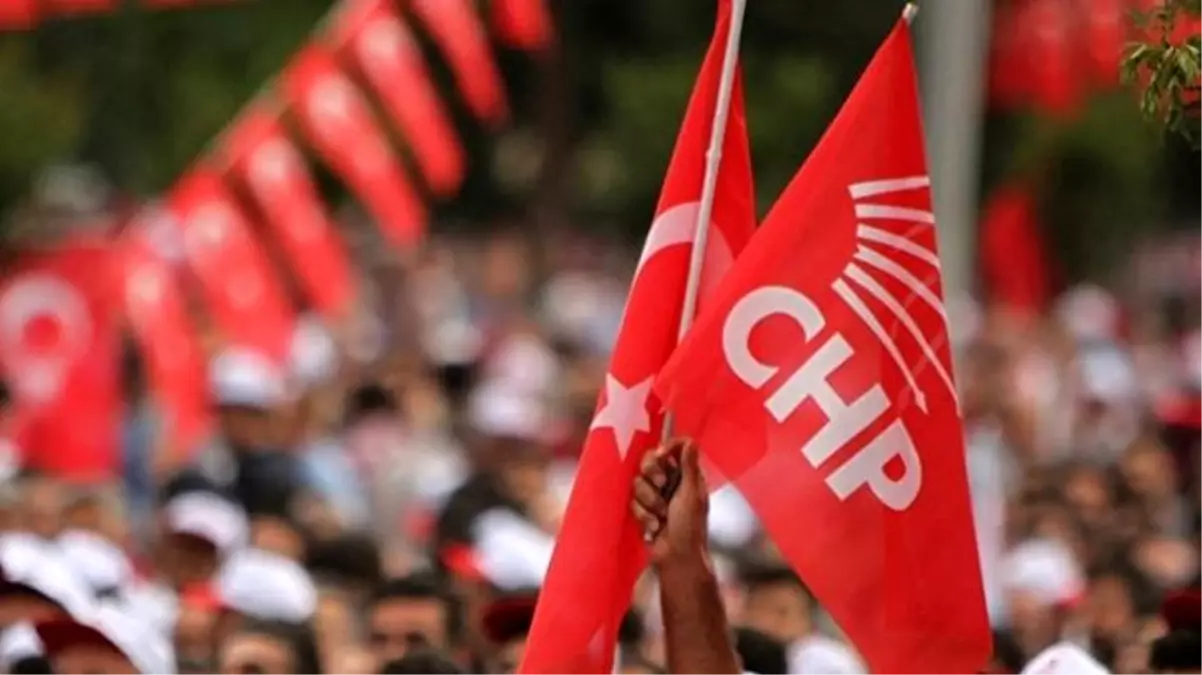 CHP\'de Menemen Belediye Başkanı Serdar Aksoy, disipline sevk edildi