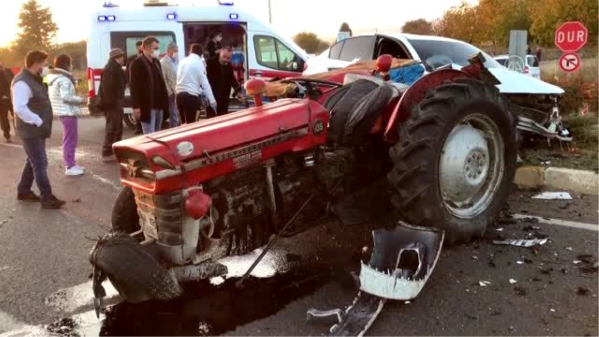 Otomobille traktörün çarpışması sonucu 4 kişi yaralandı