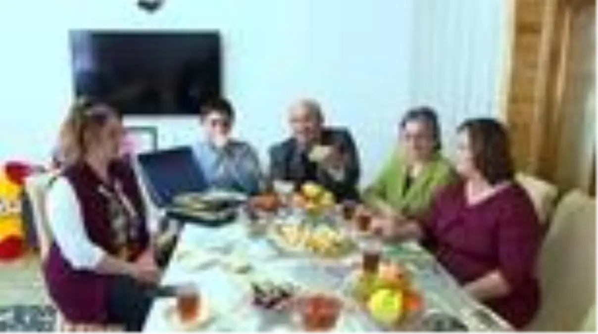 Şuşalılar, 28 yıl sakladıkları tapularını sandıklardan çıkardı