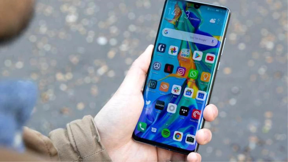 ABD yaptırımlarıyla zor durumda kalan Huawei, alt markası Honor\'u sattı