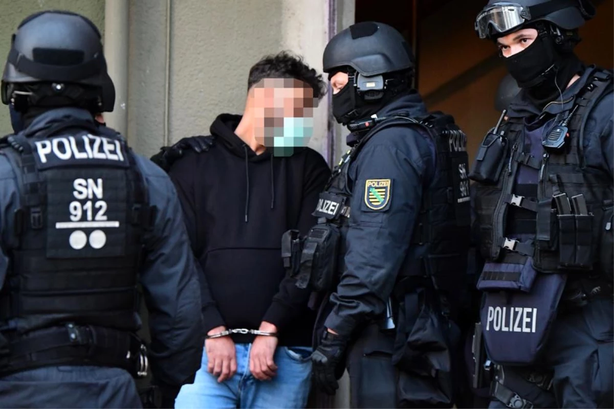 Almanya\'daki 1 milyar Euroluk mücevher soygununun failleri yakalandı