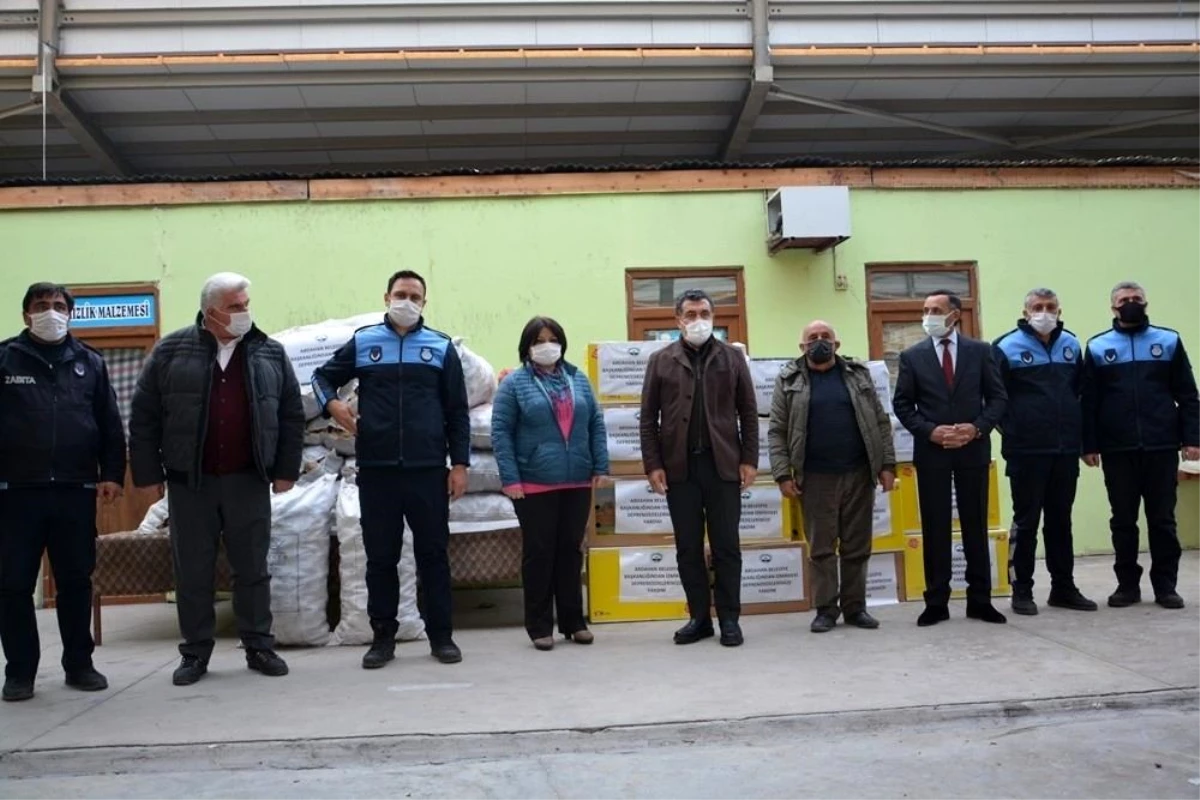 Ardahan Belediyesi\'nden, İzmir\'deki depremzedelere anlamlı yardım