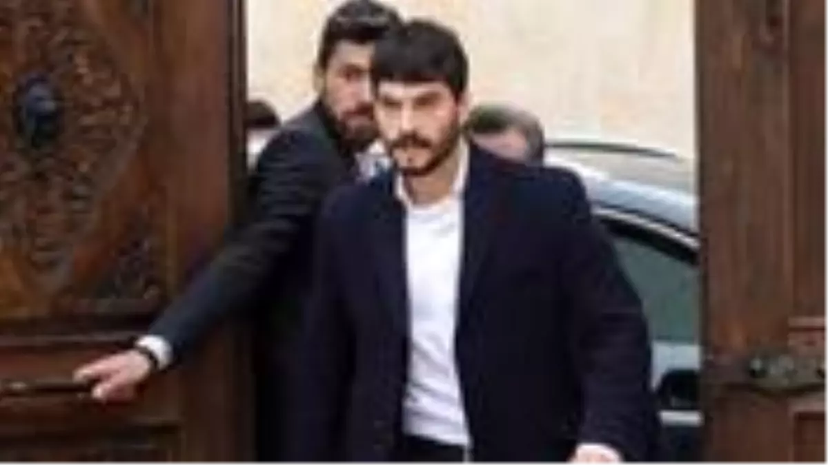 Bomba iddia: Hercai dizisinin başrolü Akın Akınözü, sette yönetmenin üzerine yürüdü