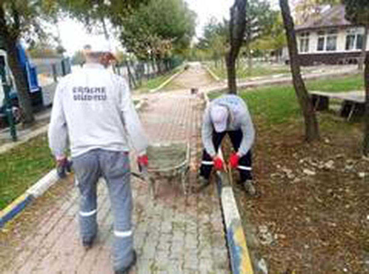 Son Dakika | Ergene\'de parklara bakım ve onarım yapılıyor