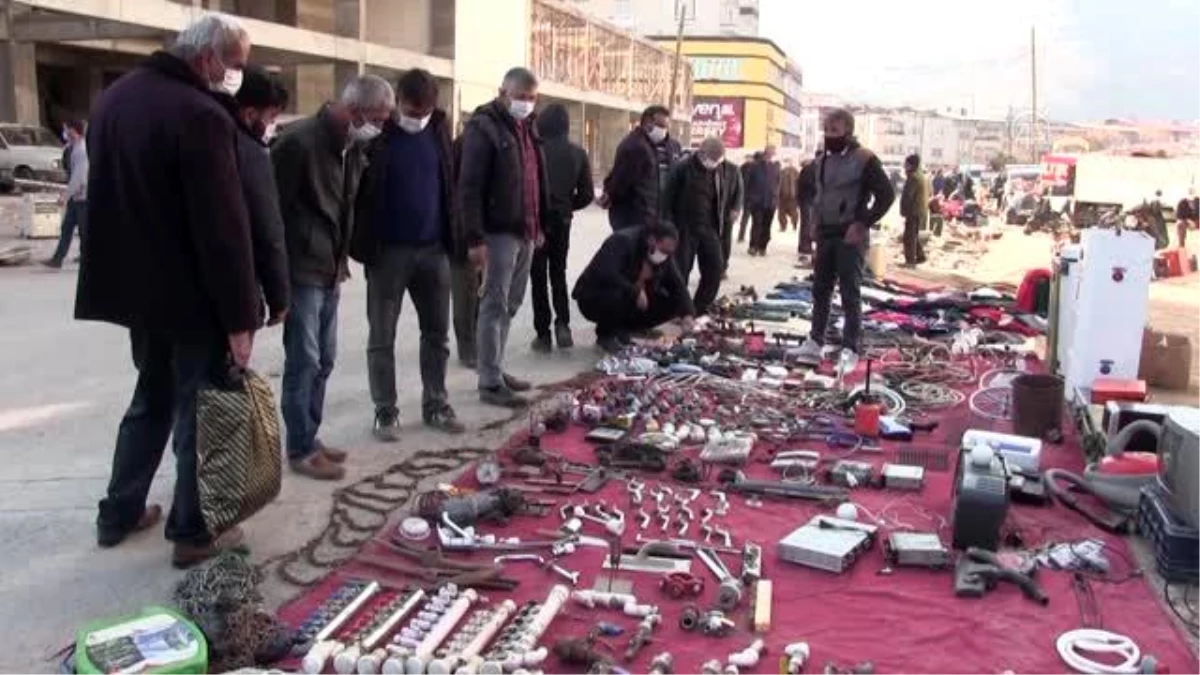 KAHRAMANMARAŞ - Elbistan\'da eski eşya pazarına ilgi