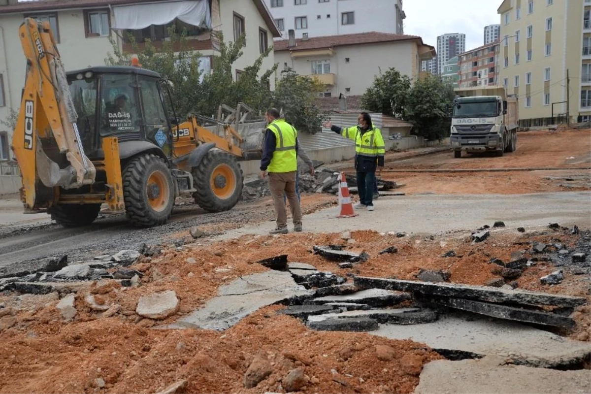 Kapalı pazar önünde artık su baskınları yaşanmayacak