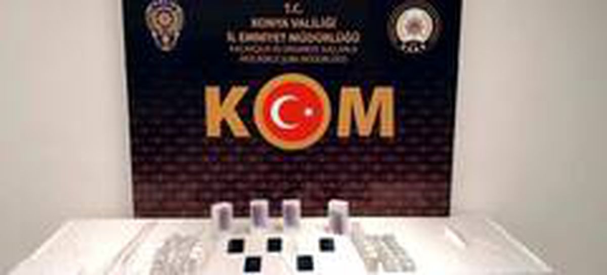 Konya\'da 692 bin 476 tablet kaçak tıbbi ilaç ele geçirildi