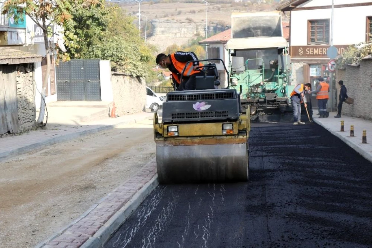 Safranbolu Belediyesinden asfalt çalışması