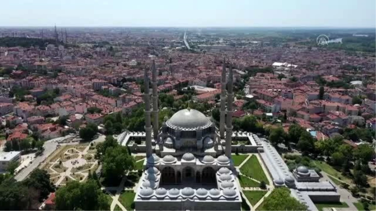 Son dakika: Selimiye Camisi hünkar mahfili çinilerinin Rusya\'dan Türkiye\'ye getirilmesi için çalışma başlatıldı