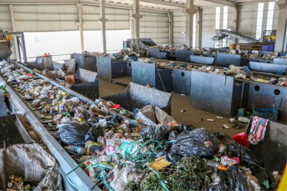 Antalya\'nın çöpü, her ay 55 bin haneyi aydınlatıyor