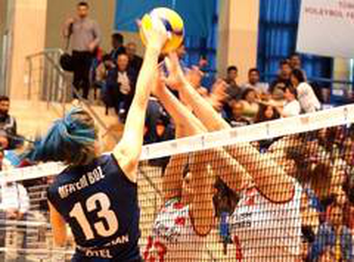 Aydın Büyükşehir, Vakıfbank\'a 3-1 mağlup oldu