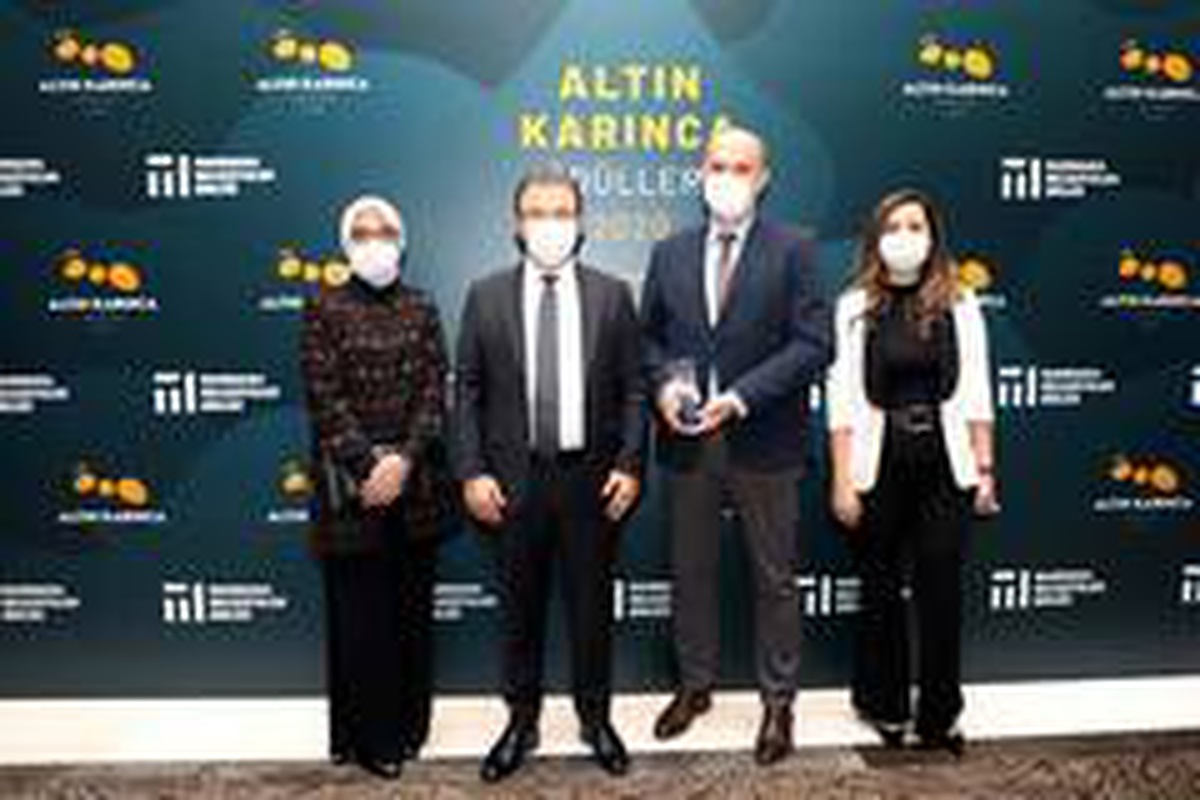 \'Bağımsızlık Köyü\'ne Altın Karınca ödülü