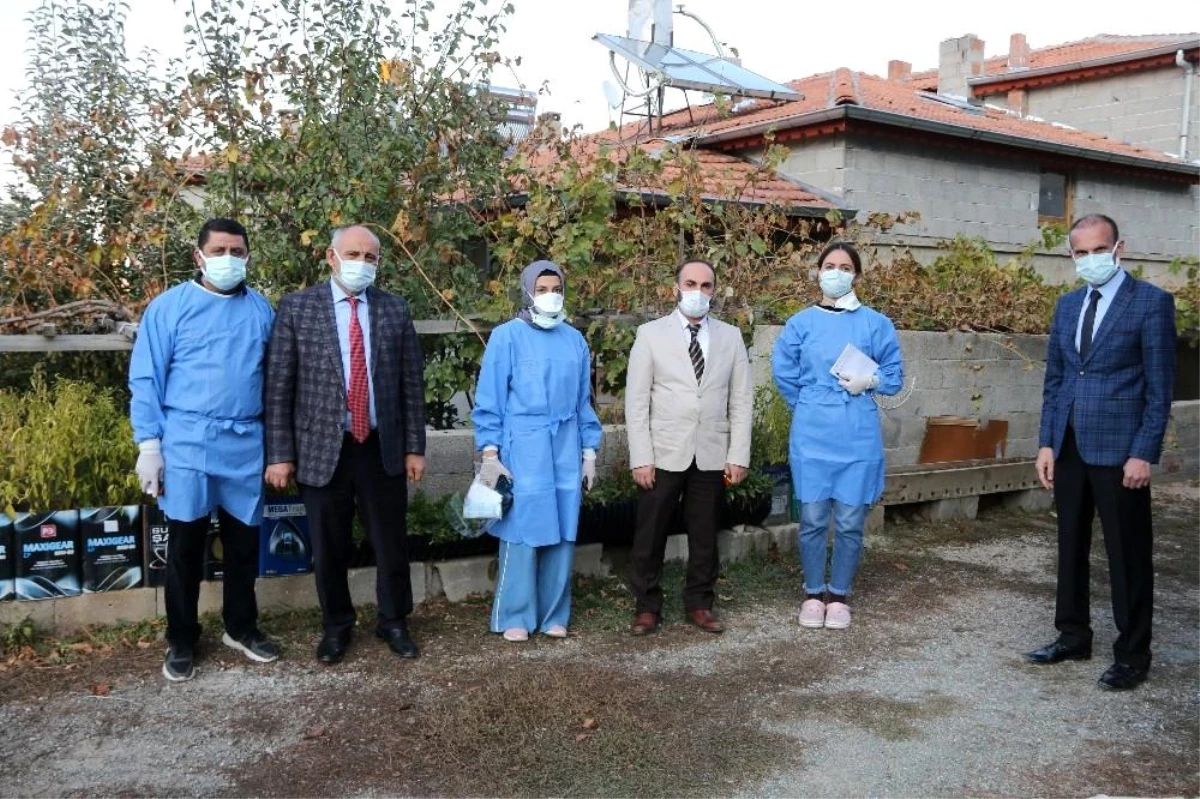 Yahyalı kaymakamı ve belediye başkanından sağlık çalışanlarına destek ziyareti