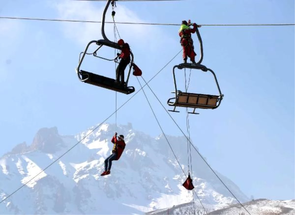 Erciyes\'te kayak sezonu öncesi kurtarma tatbikatı