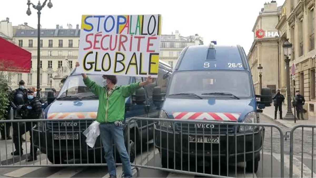 Son dakika haberleri! - Fransa\'da gazetecilerden "küresel güvenlik" yasası karşıtı protesto