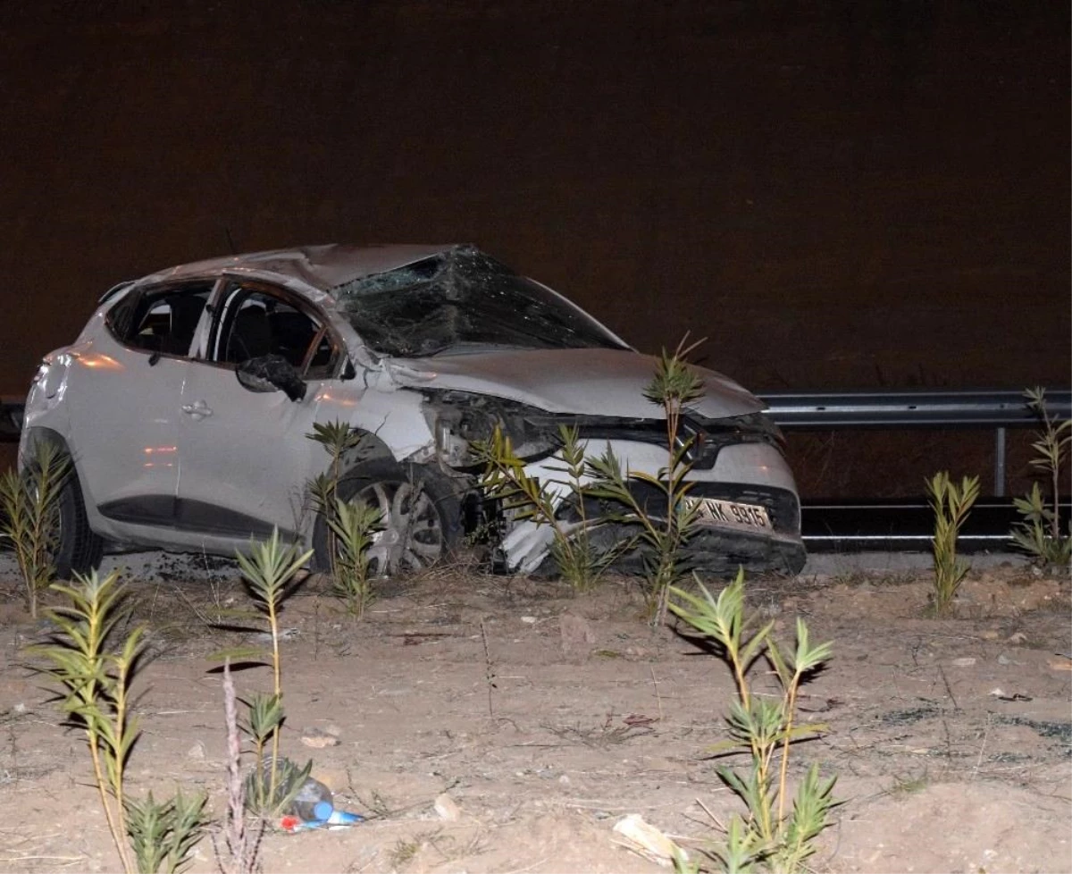 İzmir\'de otomobil takla attı: 1 ölü