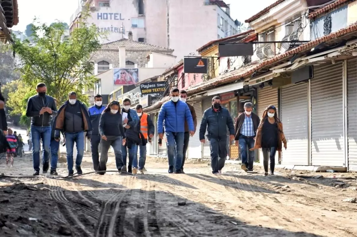 Kuşadası\'nın turistik çarşıları yenileniyor