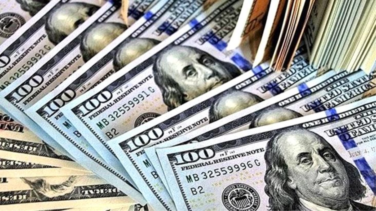 Merkez Bankası\'nın faiz kararı öncesi Dolar 7,67 liradan işlem görüyor