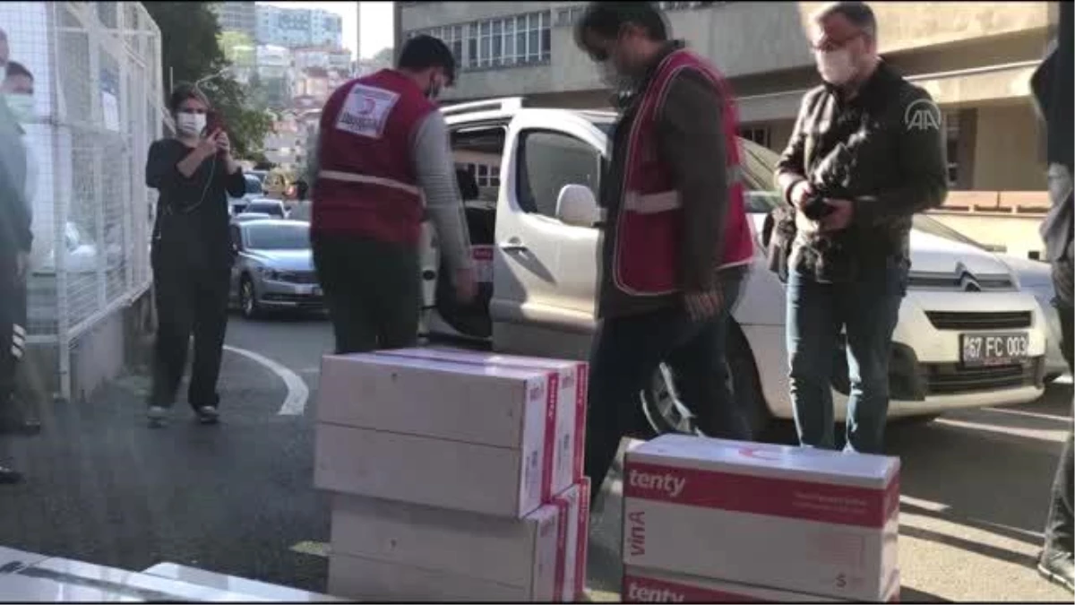 ZONGULDAK - Türk Kızılaydan sağlık çalışanlarına 60 bin cerrahi eldiven desteği
