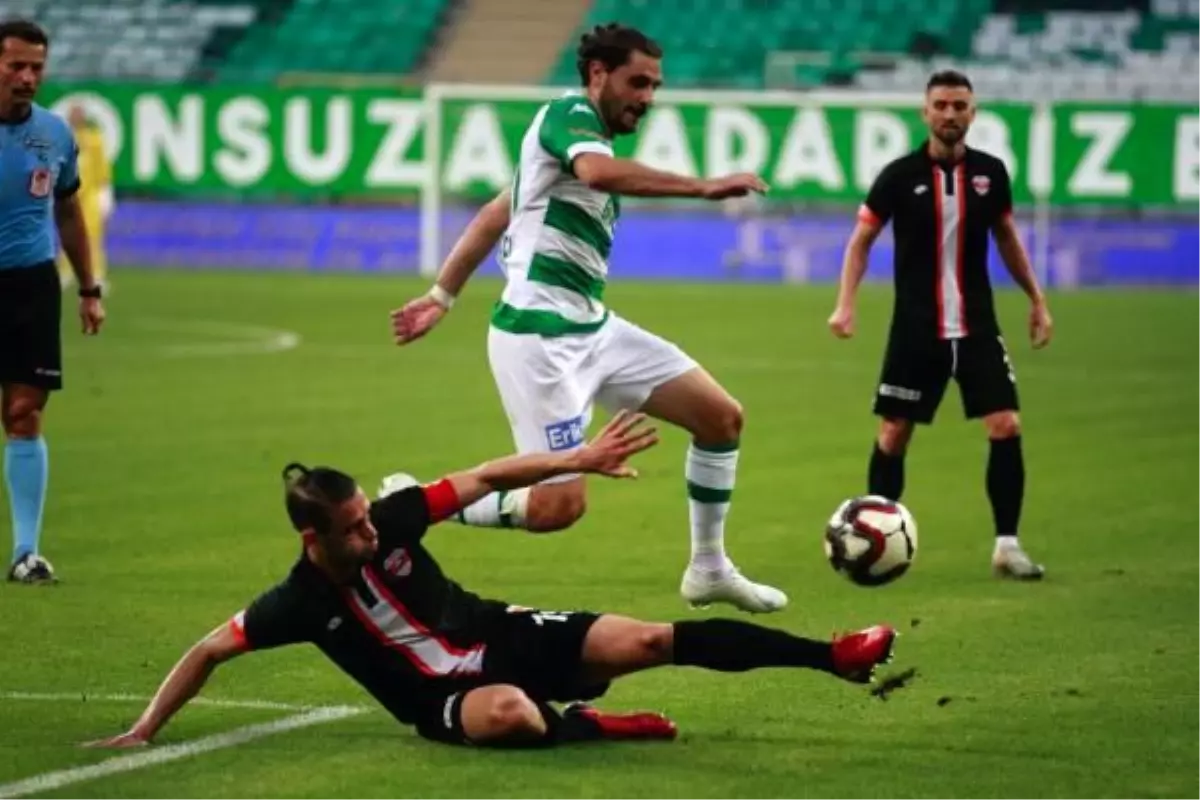 Bursaspor, Adanaspor\'u ağırlıyor