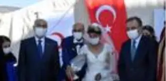 Çadır kentte kalan çifte nikah
