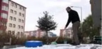 Kars'ta mevsimin ilk karı yağdı