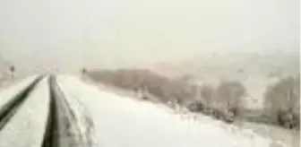 Sivas'ta, İmranlı'nın yüksek kesimlerinde kar yağışı