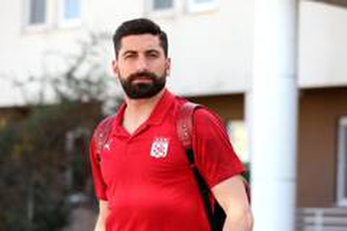 Sivasspor\'da kaleci Muammer korona virüse yakalandı