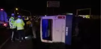 Tekirdağ'da işçi servisi devrildi: 2 yaralı